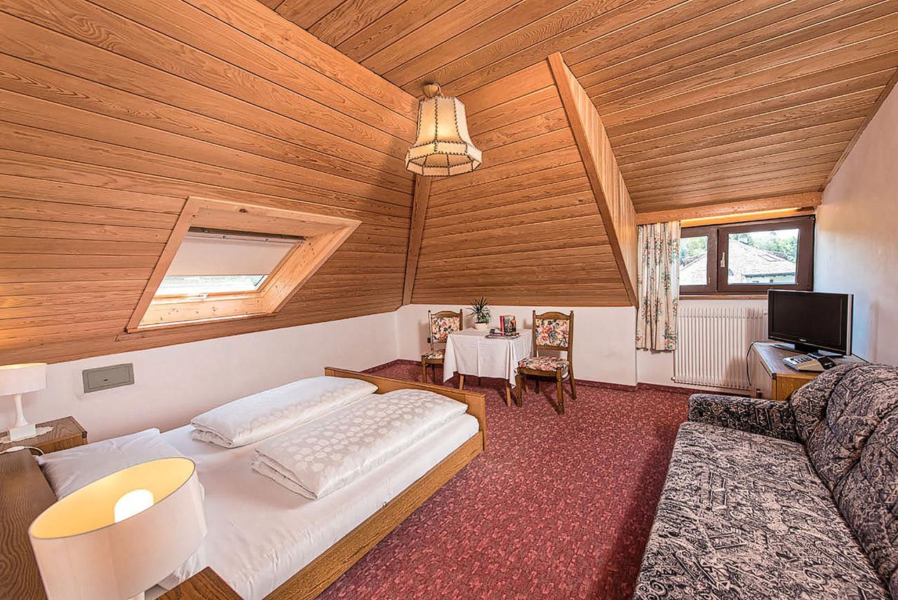 Hotel Waldhof Cornaiano Chambre photo